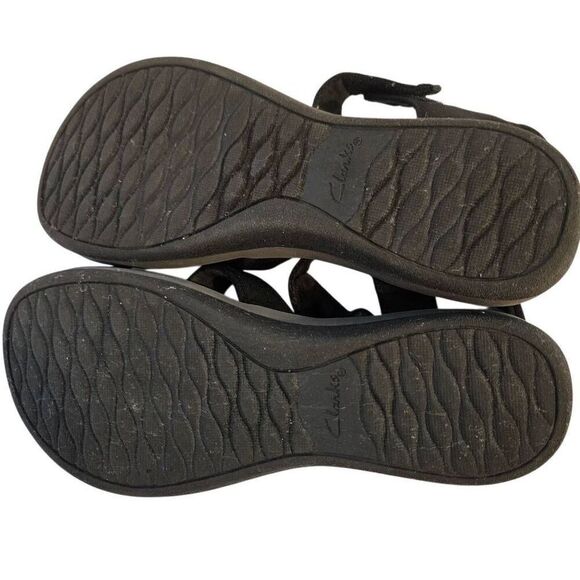 Clarks Cloud Stepper sandals, black. Size 9. - Picture 3 of 5
